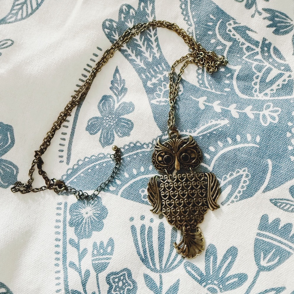 Antique Gold-tone Owl Pendant Statement Necklace